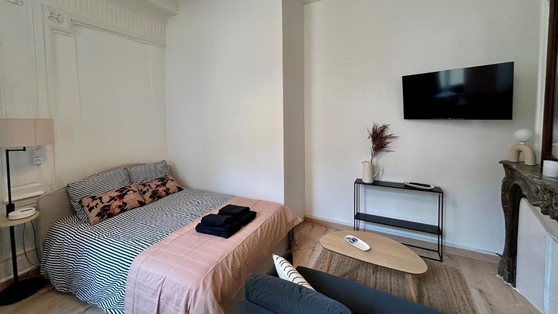 Le Mary Apartment Autun ภายนอก รูปภาพ
